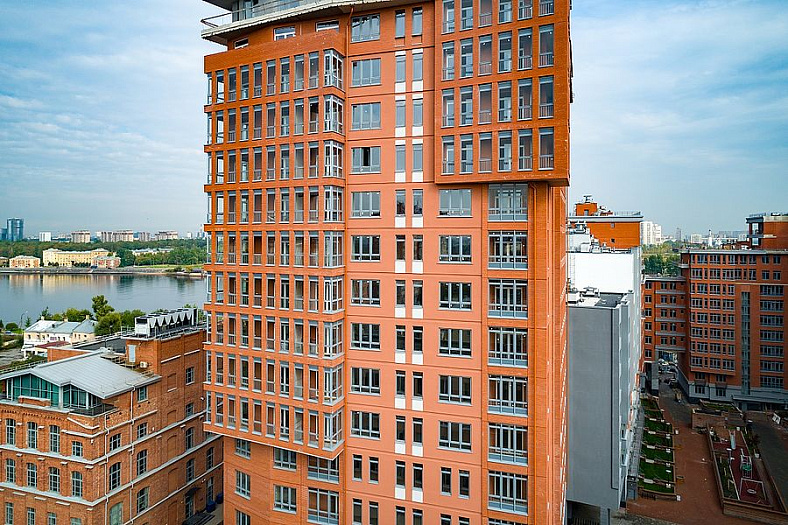 Эталон на Неве