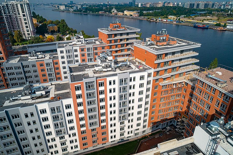 Эталон на Неве